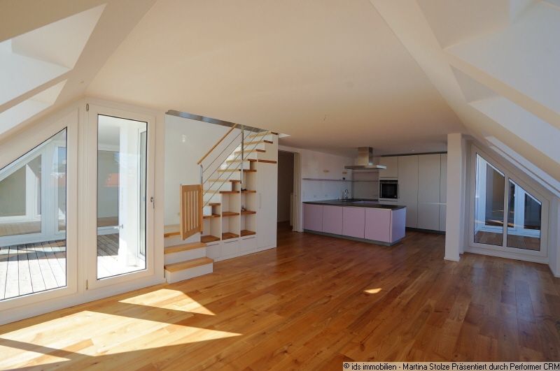 Dachterrassen-Maisonette-Wohnung mit Bergblick zwischen Isar und Theresienwiese